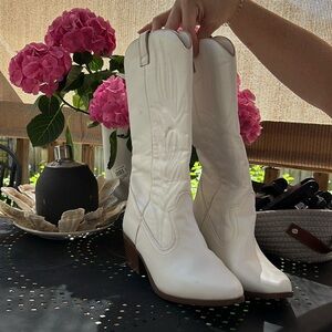 White cowgirl boots